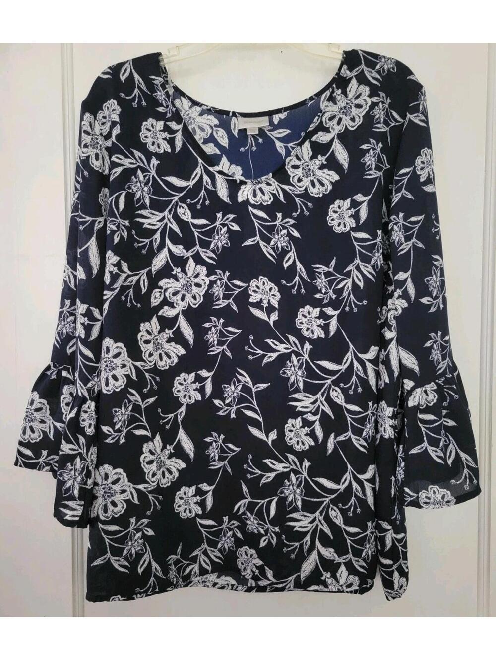 Avenue Women’s 14/16 Plus Floral Blouse Black White Flowy Bell Sleeve NWT